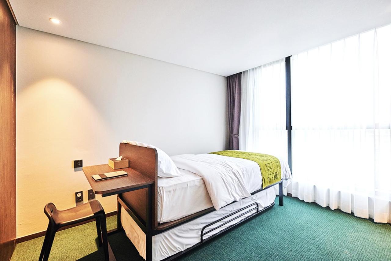 Jeju Pureun Hotel Seogwipo Dış mekan fotoğraf