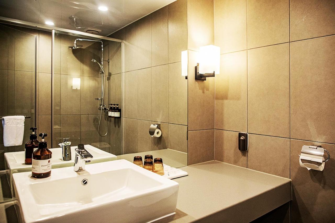 Jeju Pureun Hotel Seogwipo Dış mekan fotoğraf